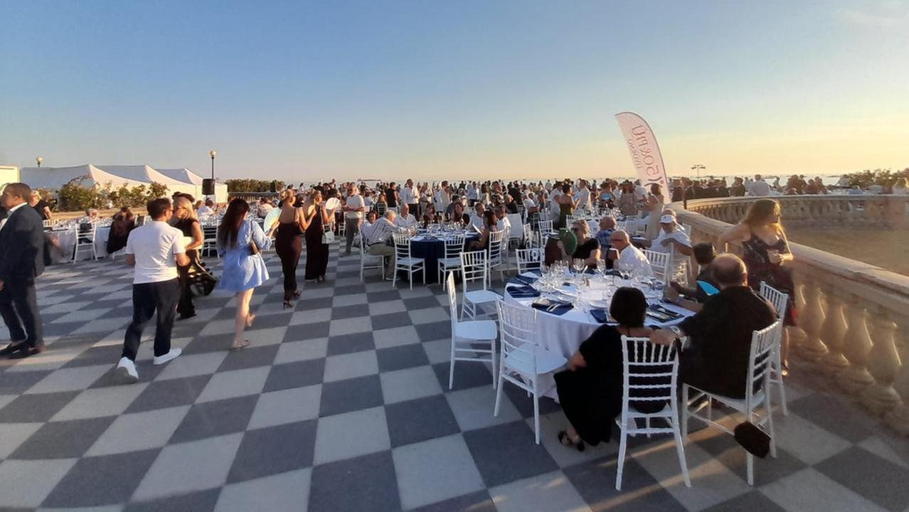 Un momento della "Cena sulla Terrazza"