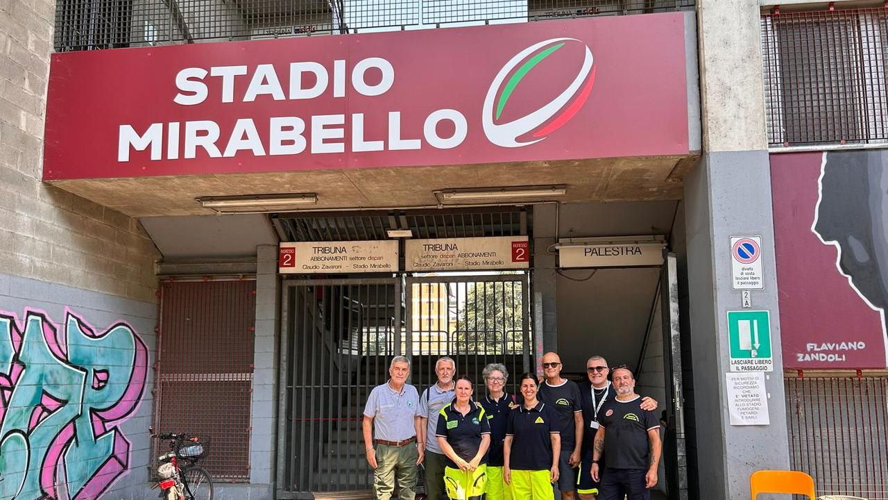 Emergenza caldo, docce gratuite al Mirabello per affrontare l’afa