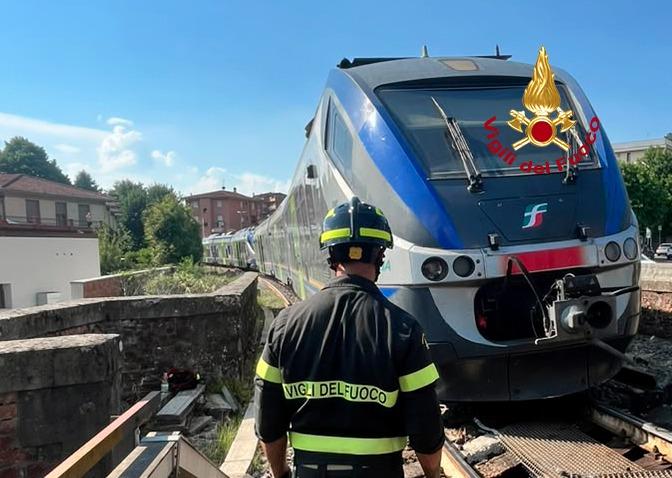 
	Il treno

