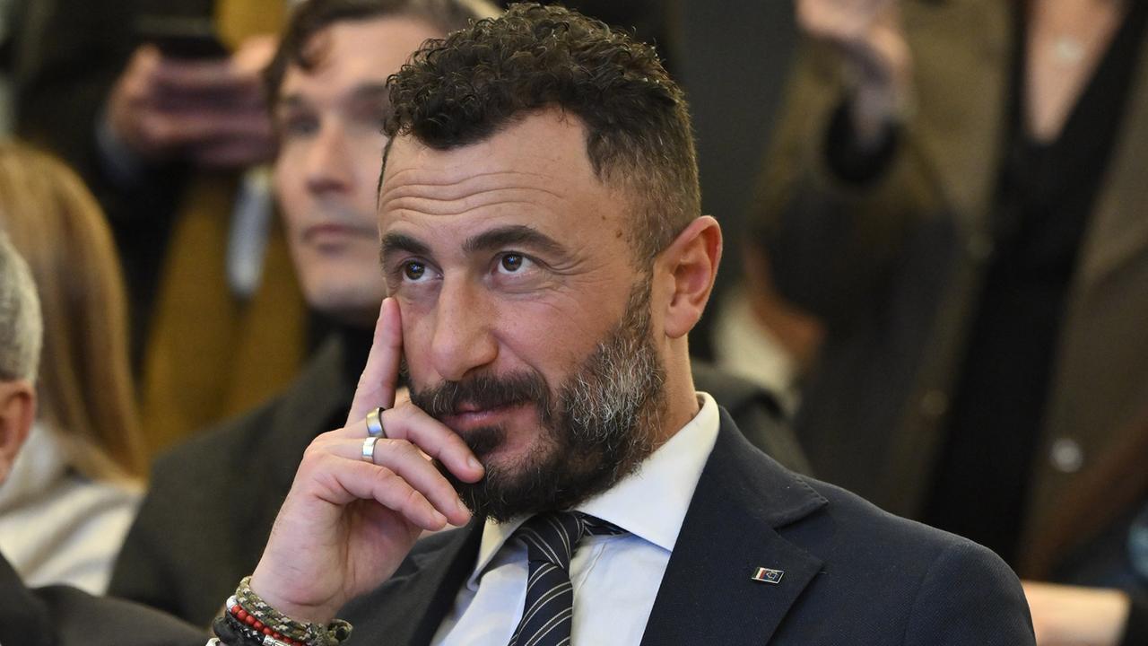 Incidente Pozzolo, patente sospesa per un anno al deputato: il tasso alcolemico molto superiore ai limiti