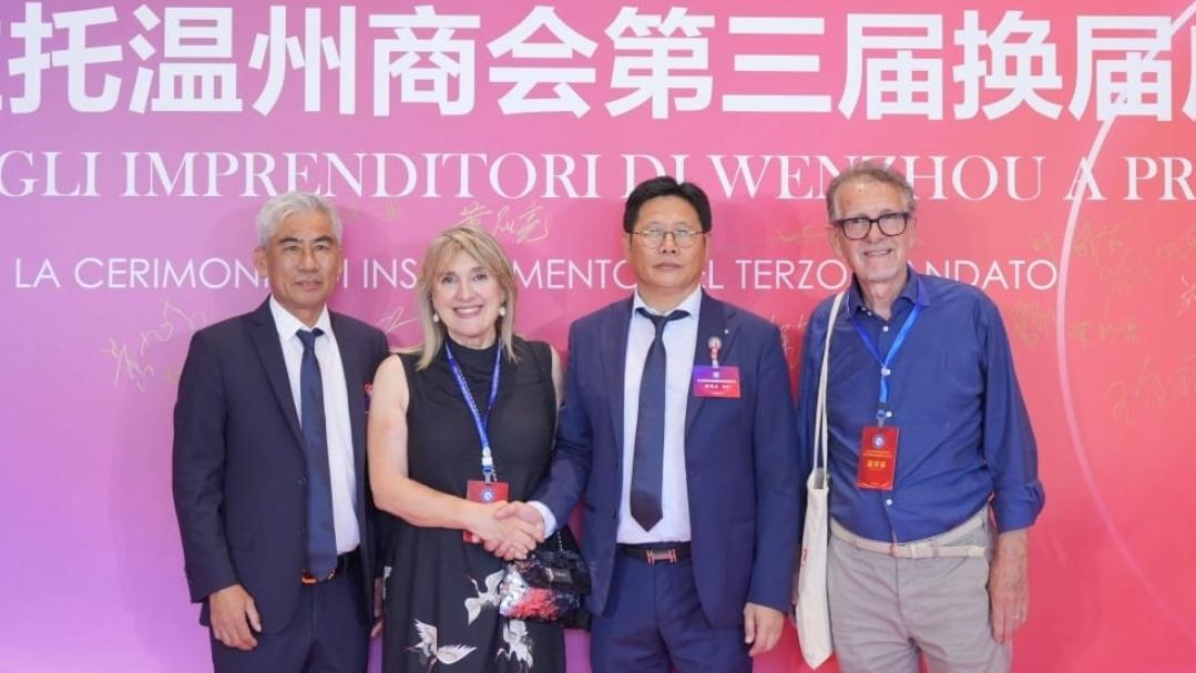 La presentazione del progetto "Curtino" all'associazione di Wenzhou