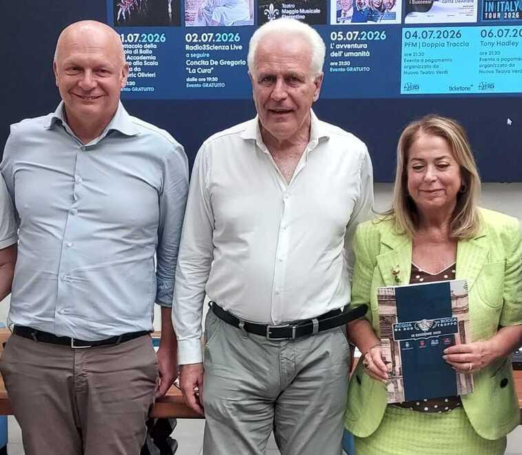 
	Il presidente Eugenio Giani (al centro) con il sindaco Claudio Del Rosso e l'assessora alla cultura Beatrice Chelli

