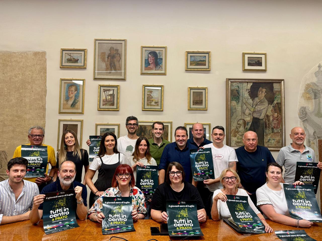 
	La presentazione dei "Gioved&igrave; di luglio" in Comune

