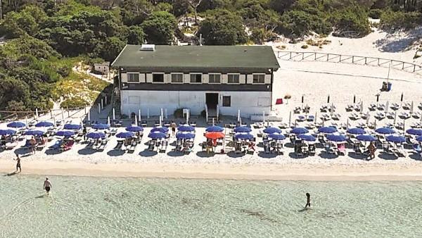 Alghero, il ristorante La Palafitta cambia gestione dopo 45 anni: ecco chi è il nuovo proprietario