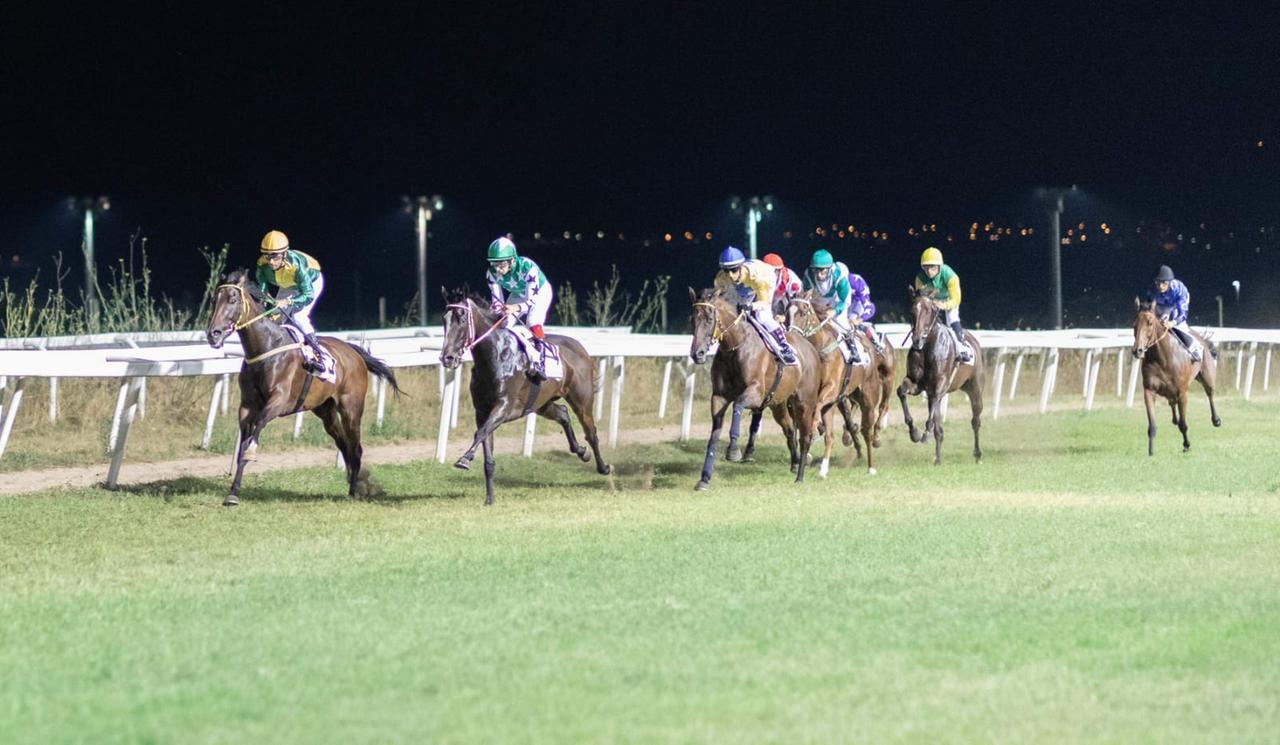 Sassari, l’ippodromo Pinna riapre i cancelli: al via la stagione del galoppo