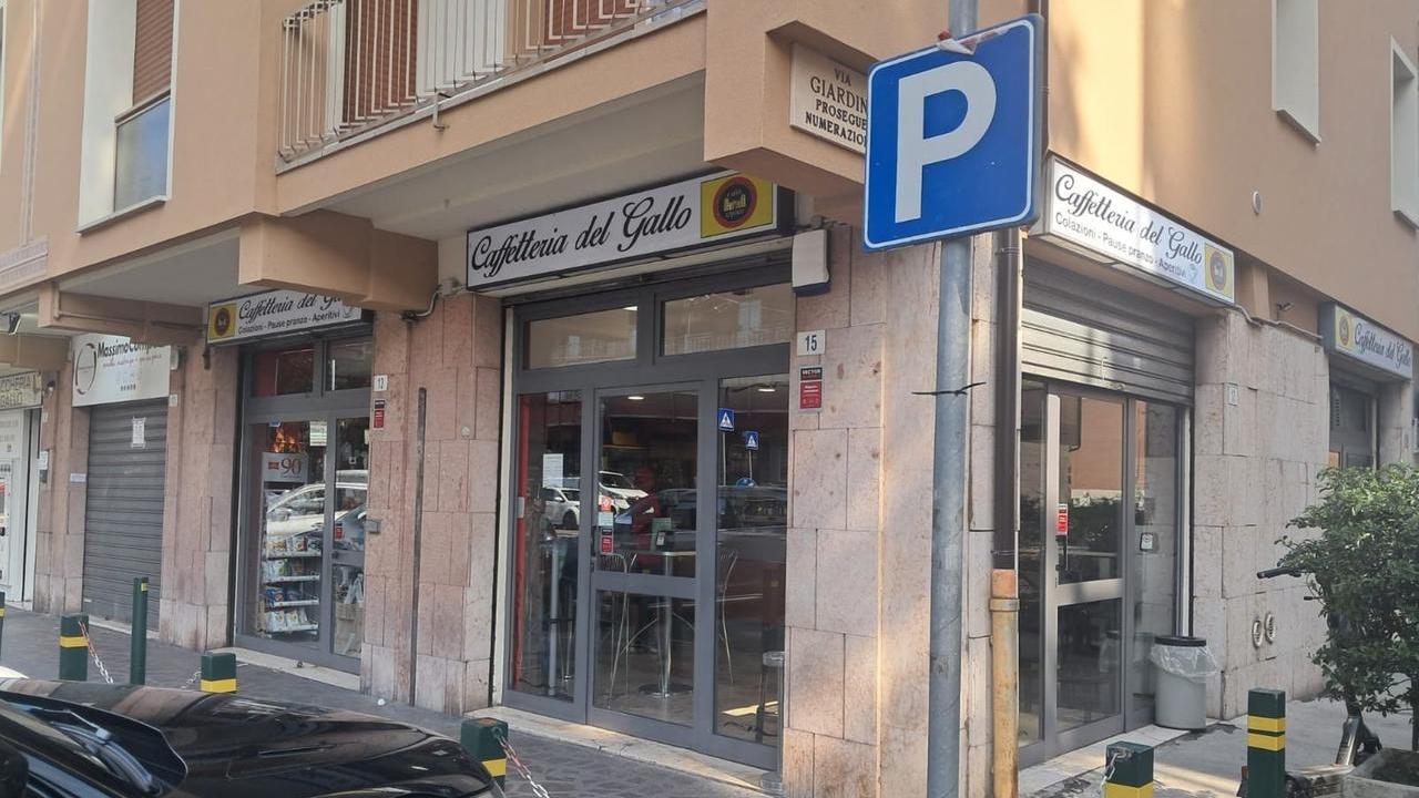 Nel bar del Gallo il caffè costa 1 euro in luglio e agosto