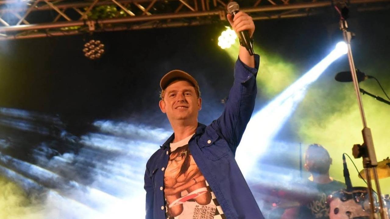 Lutto nel mondo della musica, addio a Stefano Tronci: si era sposato tre settimane fa