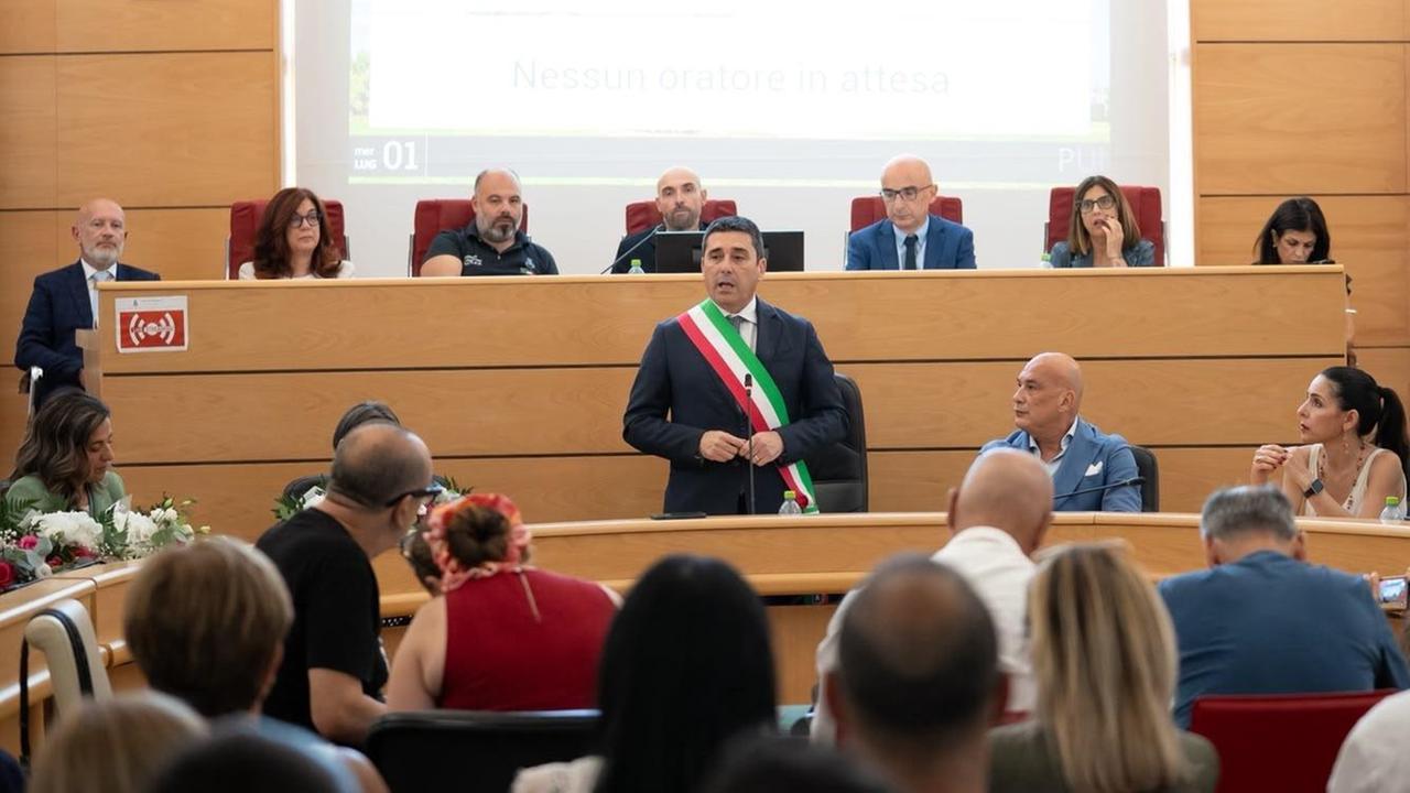 Porto Torres, al primo consiglio comunale è già polemica: l’opposizione attacca sulle nomine di Ep Fiume Santo