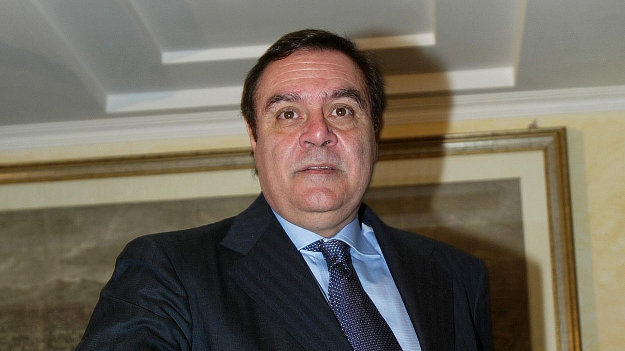 «Sono malato, pregate per me»: la rivelazione di Mastella ai suoi concittadini