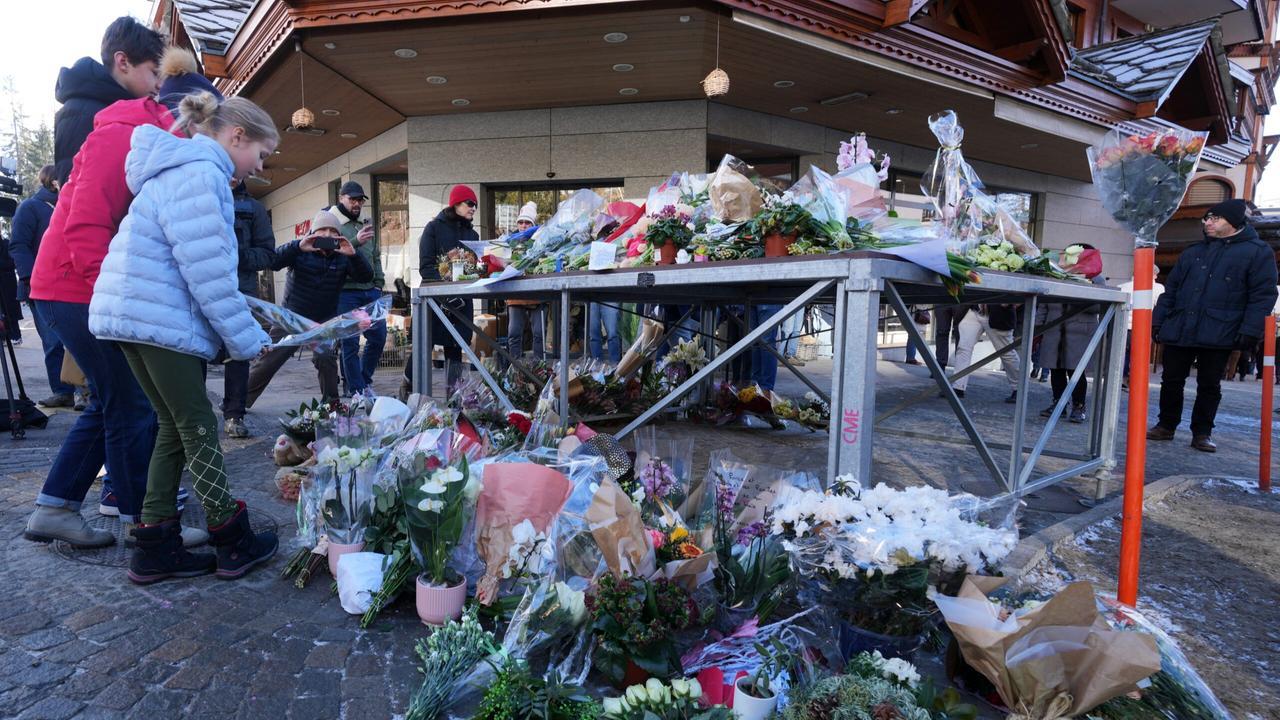 La strage dei ragazzi a Crans Montana, i Moretti riaprono gli altri ristoranti - Lo choc delle famiglie delle vittime