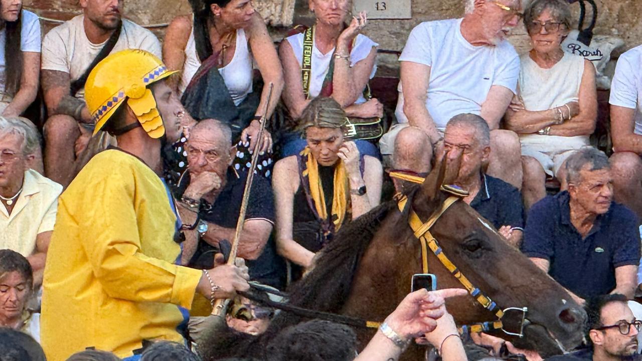 Super Tittia, il trionfatore del Palio di Siena è ancora lui