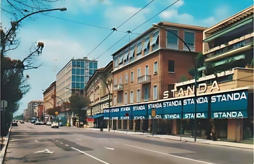 
	Viale Cavour a Ferrara negli anni '60 del '900

