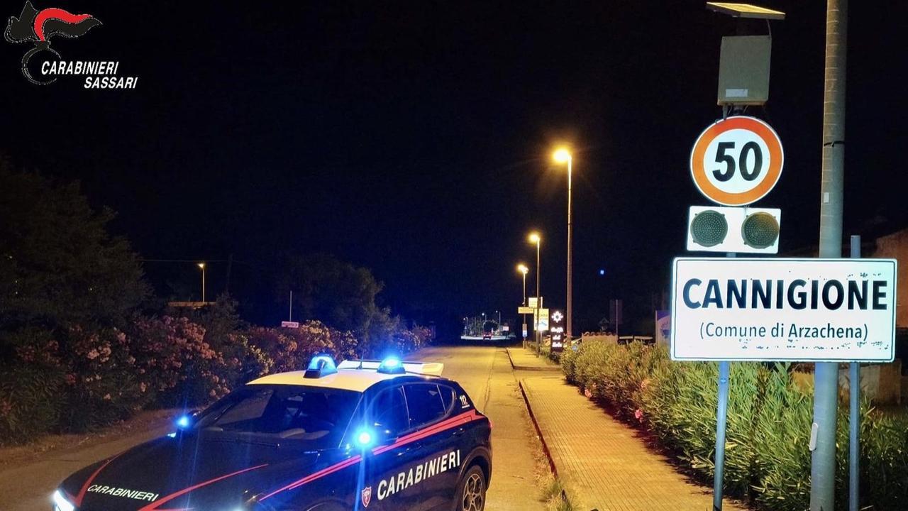 Sparatoria a Cannigione: prima la lite, poi i colpi d’arma da fuoco. Arrestato un uomo