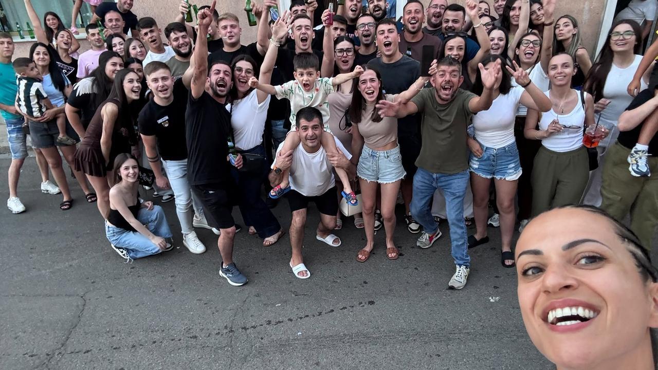 Palio di Siena, scoppia la “Titti-mania”, parla la sorella: «È un grande»