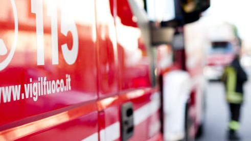 Sul posto i vigili del fuoco