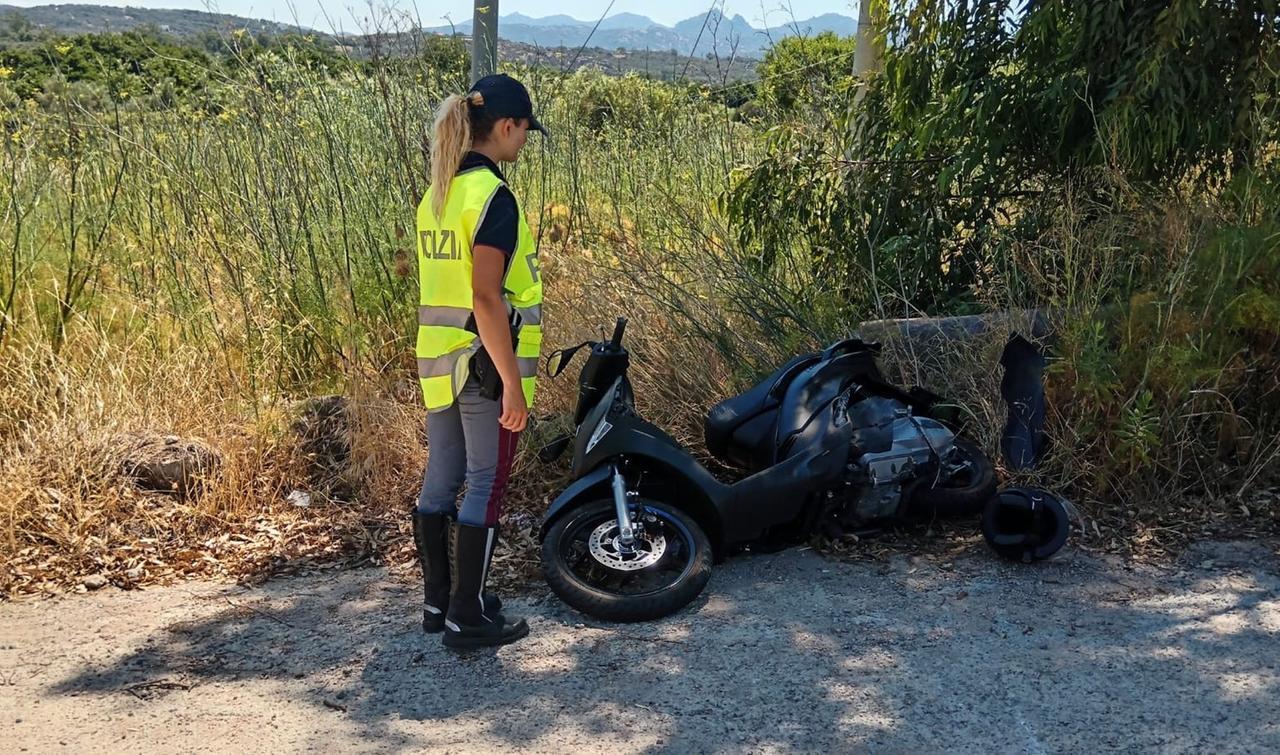 Auto contro scooter: grave un 26enne – Interviene l’elisoccorso
