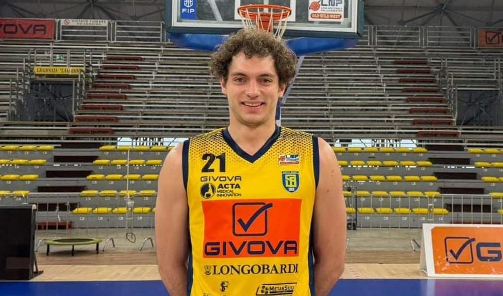 
	<strong>Nicol&ograve; Nobili</strong>

