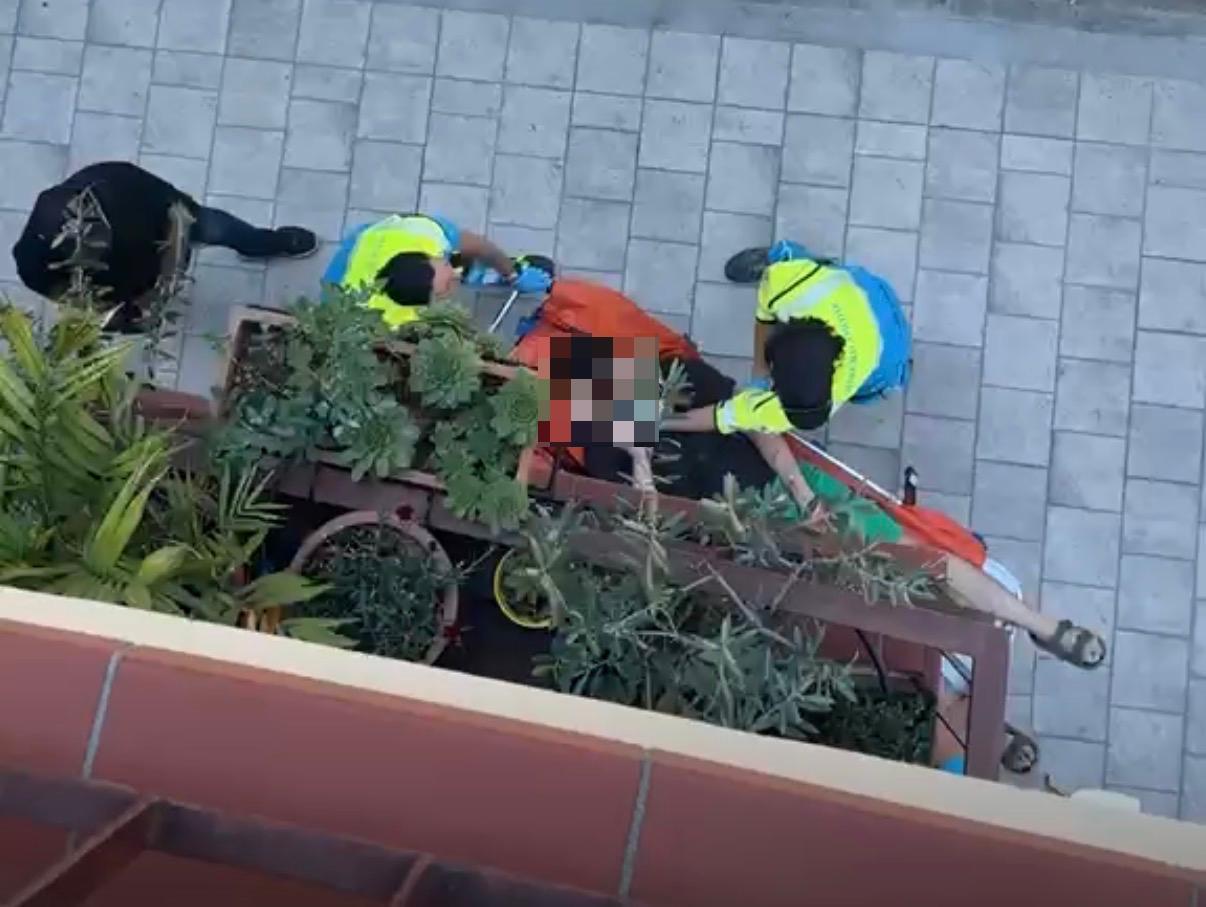Prato: una coltellata al collo, il video, la bufala social. La lite in famiglia al Soccorso trasformata in odio remigrazionista