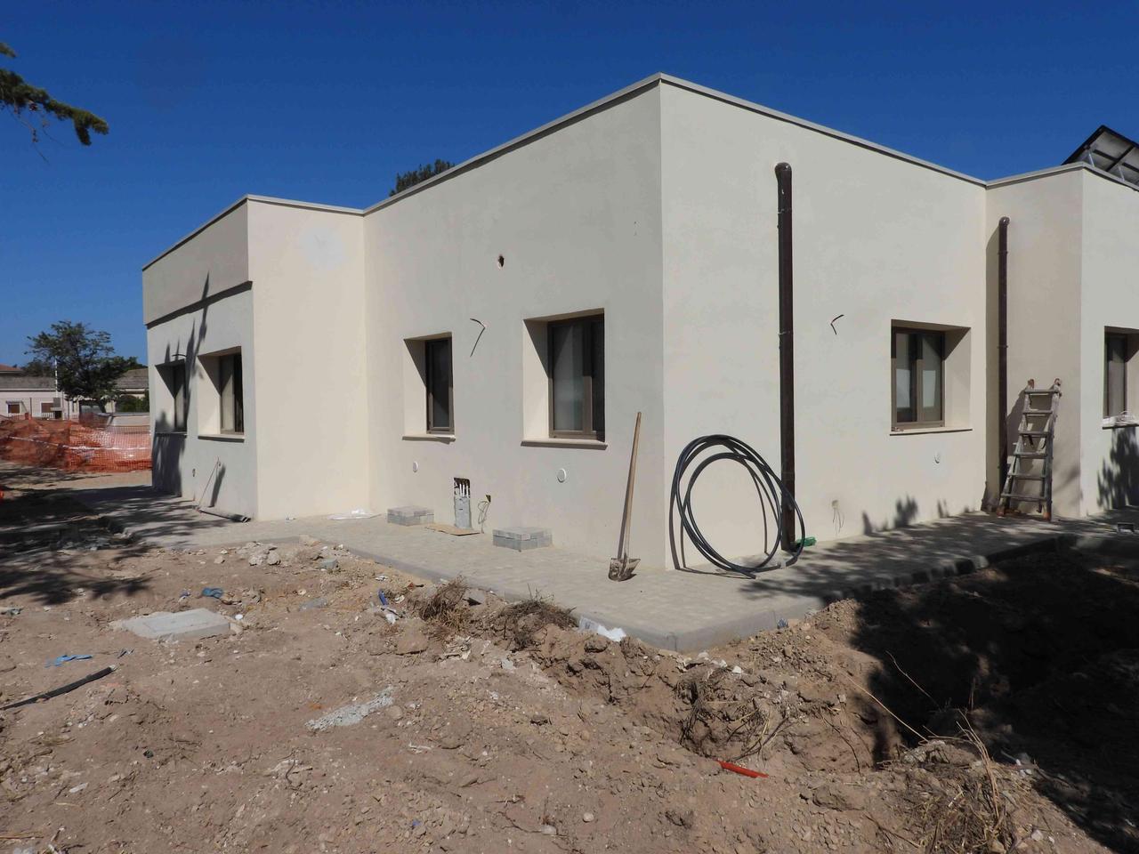 È destinataria di un alloggio comunale, ma è ancora un cantiere: l’odissea di un’invalida per avere una casa – Le immagini
