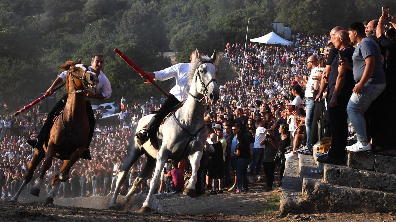 Fede, storia e tradizione: torna in scena l’Ardia – L'appuntamento con la celebre corsa a cavallo