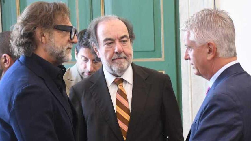 Da sx Giovanni Costantino, Giulio Andreani, l’avvocato Massimo Mallegni (Fotoservizio Claudio Cuffaro)