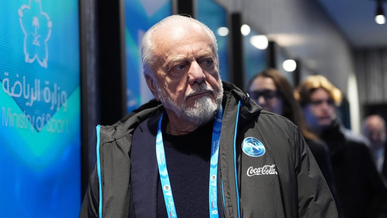 Perquisizioni nelle sedi del Bari e del Napoli: indagati Aurelio e Luigi De Laurentiis