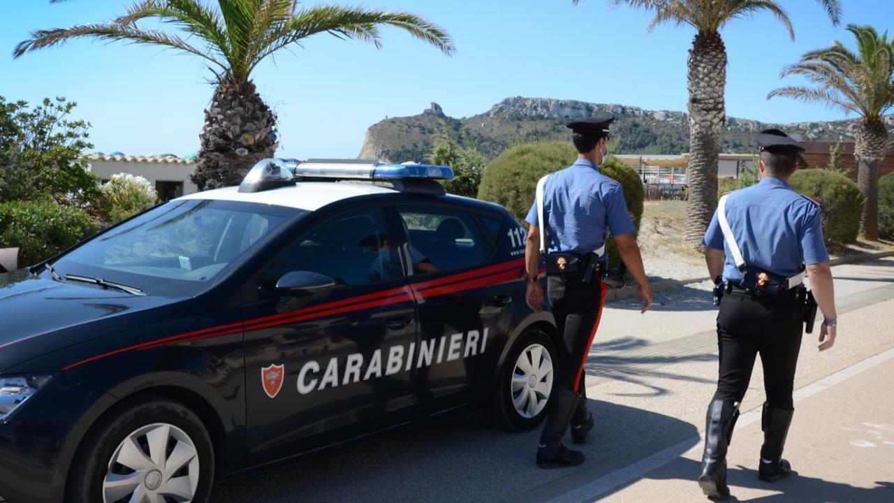 Rischio botulino e contaminazioni, blitz dei Nas in chioschi e furgoncini dello street food: rilevate irregolarità