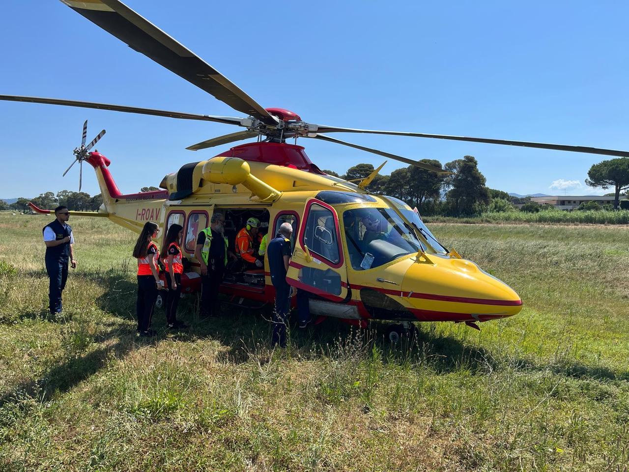 Bibbona, bambino di 3 anni rischia di annegare in piscina