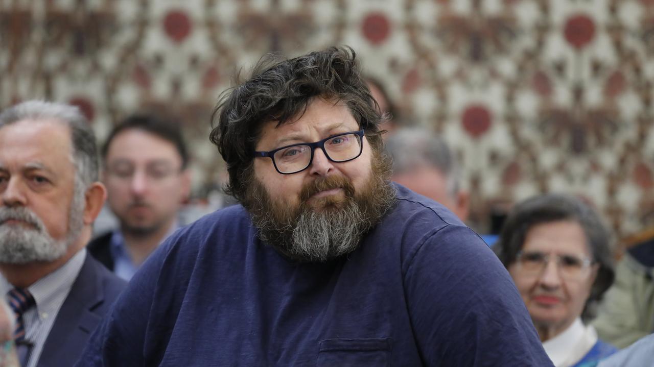 Truffa ed evasione fiscale per 400 mila euro, arrestato Mario Adinolfi
