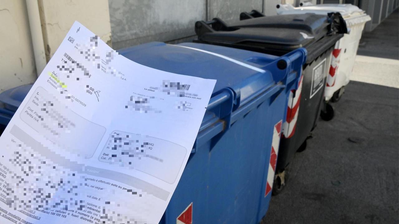 Tari, la rivoluzione dell’assessore Prandi divide: sconti a 8 mila famiglie, ma scoppia la polemica