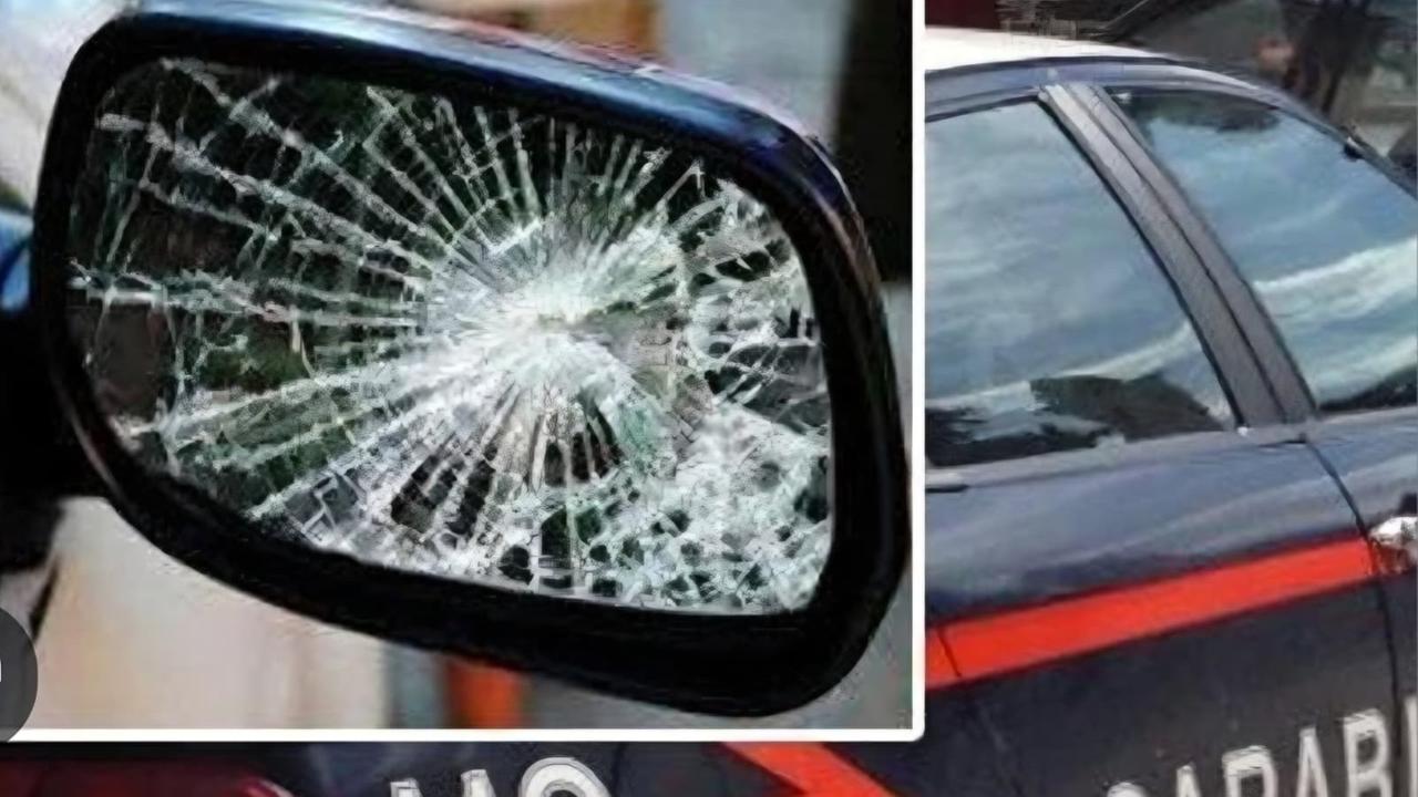 Tenta la truffa dello specchietto ma la vittima chiama i carabinieri, un uomo nei guai: cosa è successo