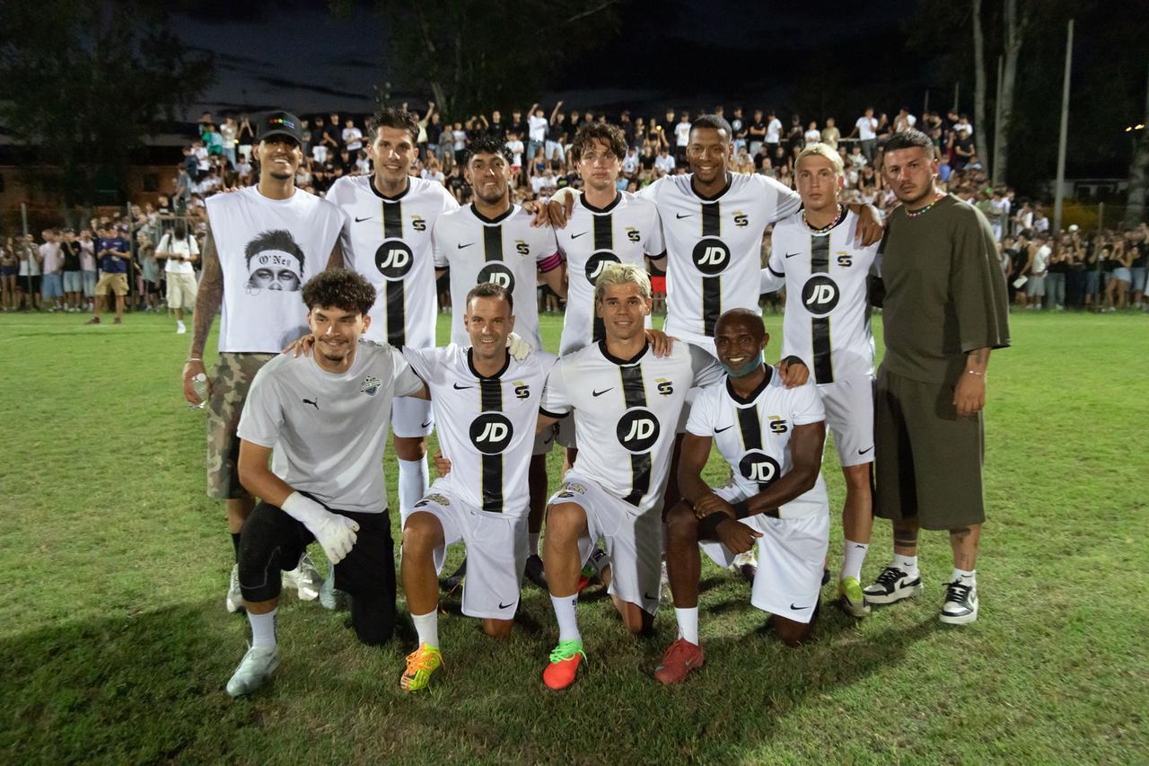 Che show a Porotto di Ferrara con i 7sins, sold out per le star social del calcio