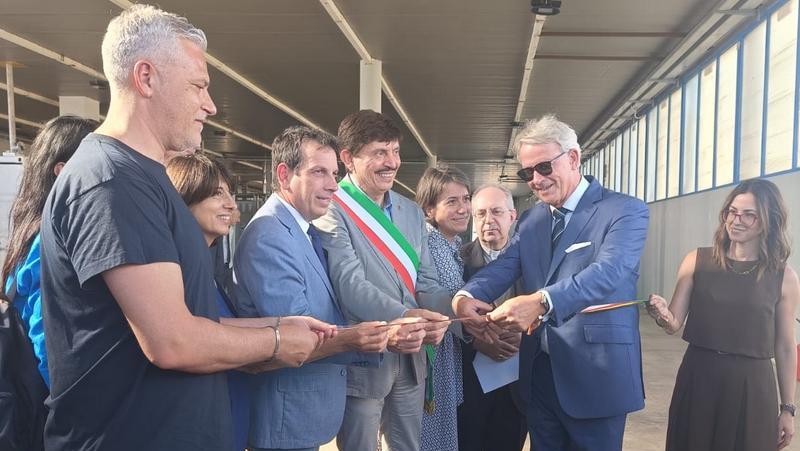 Il taglio del nastro