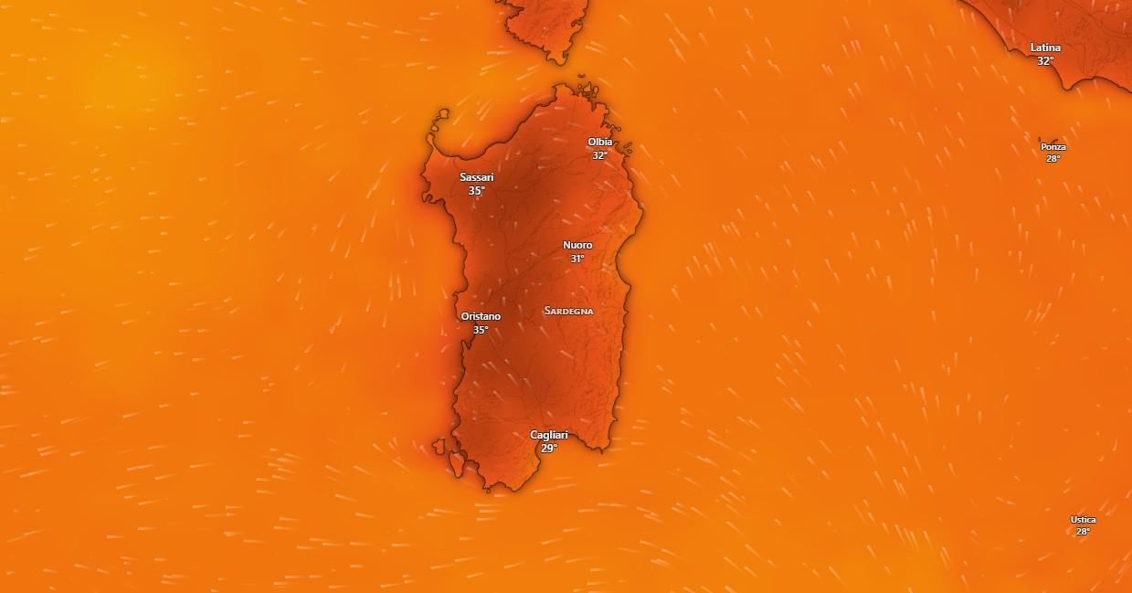 Sardegna nella morsa del caldo, doppia allerta per domani: punte di 40 gradi e rischio incendi