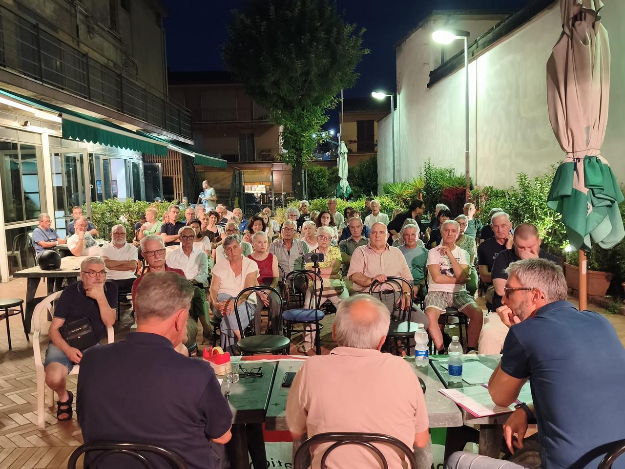 
	L'assemblea al circolo Arci Becagli di Poggio a Caiano

