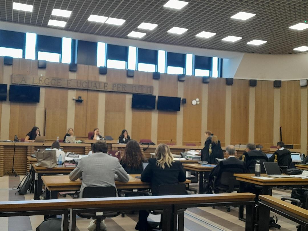 Caso affidi a Bibbiano, due esposti all’Ordine degli psicologi contro le consulenti della Procura: «Non hanno mai parlato con i bambini»