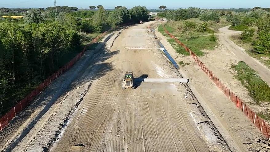 Pisa, una città assediata dal traffico: «Colpa della strada che non c’è»<br>