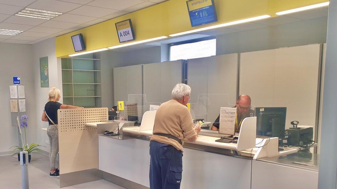 Ferrara, anziani più tecnologici: quasi 2000 over 80 usano l’app di Poste