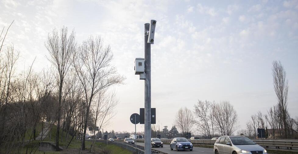Autovelox, in città si corre troppo: Modena ottava in Italia per sanzioni