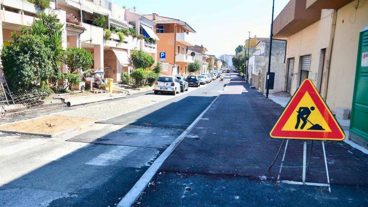 Olbia, via Cesti è un cantiere infinito: «Troppi disagi, terminate i lavori»
