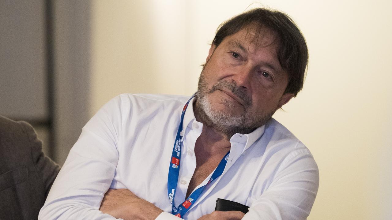 La Rai sospende le repliche estive di Report, Ranucci: «Decisione sconcertante» – Cosa sta succedendo
