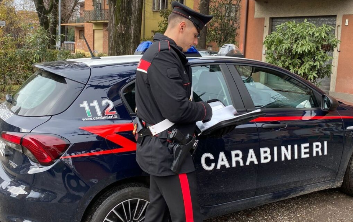 Montecchio, adescata su TikTok e minacciata dalla cartomante: «O paghi, o avrai gravi sventure»