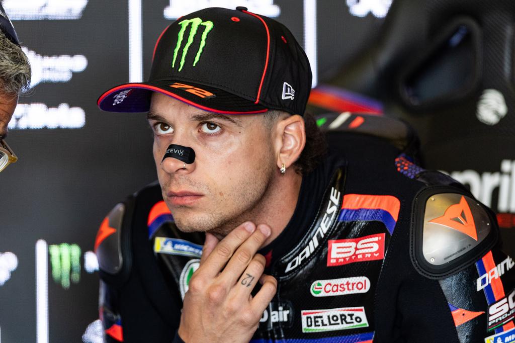 Il pilota di MotoGp Marco Bezzecchi operato all’ospedale di Sassuolo dal dottor Porcellini: ecco come sta
