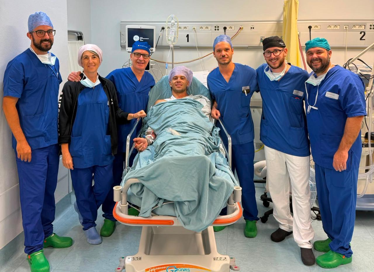 Il pilota di MotoGp Marco Bezzecchi operato all’ospedale di Sassuolo dal dottor Porcellini: ecco come sta