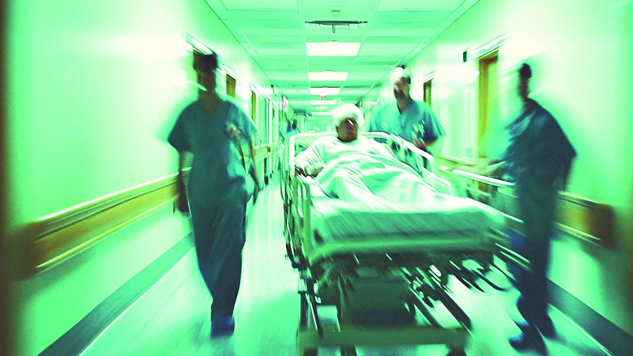 La denuncia di Cisl: «Abbiamo una Sanità “dopata” che regge grazie al lavoro straordinario dei dipendenti»