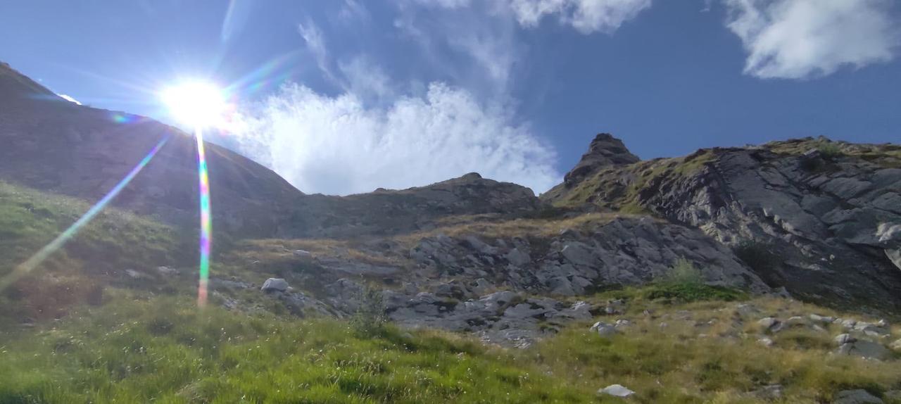Nuova tragedia sulle Apuane, l’esperto: «Il Pisanino non è per tutti, social e scarponi non bastano». E fa un esempio