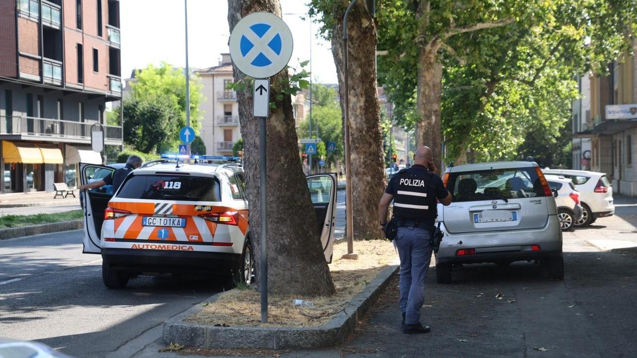 Tragedia in via Giardini: anziana trovata morta nell’auto parcheggiata