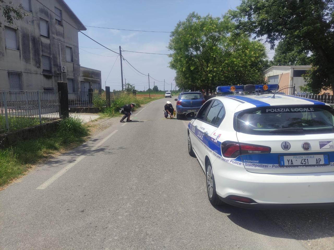 Grave incidente a Cognento: pedone in rianimazione