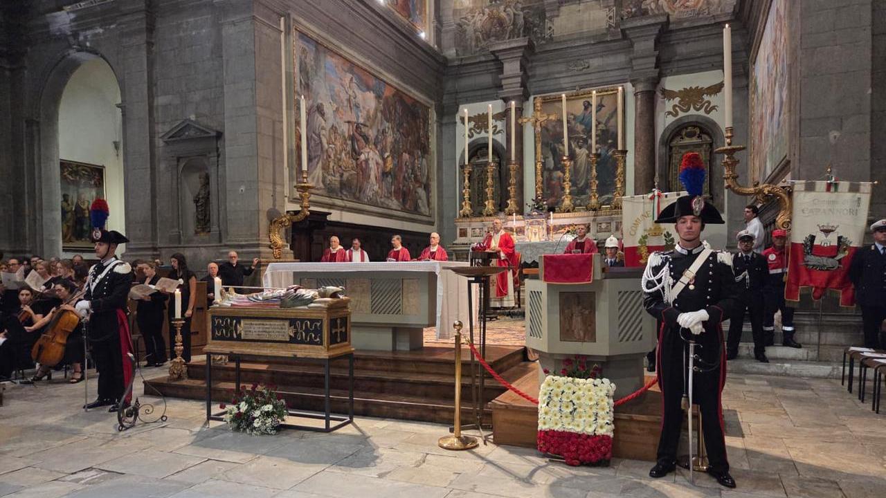 Lucca, monsignor Giulietti sprona la comunità: «Non abbiate paura»