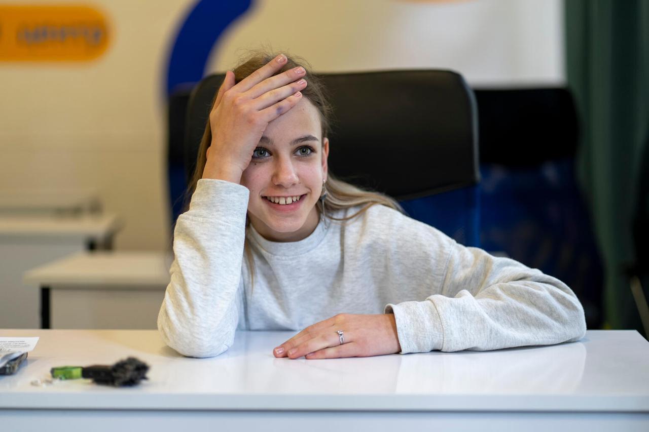 
	Alisa, 13 anni, vive in Ucraina a Kharkiv

